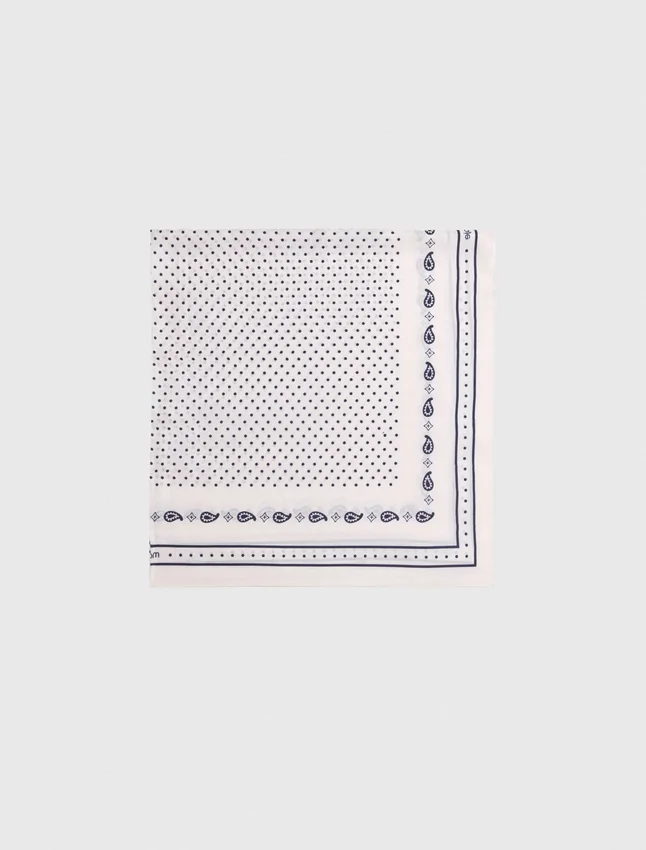 90×90 printed silk scarf 90×90 printed silk scarf