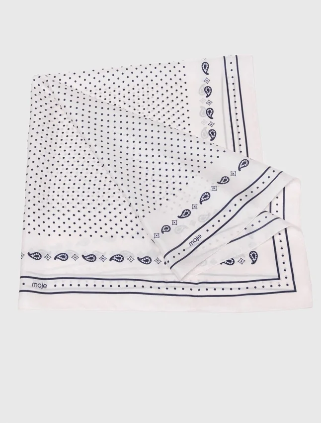 90×90 printed silk scarf 90×90 printed silk scarf