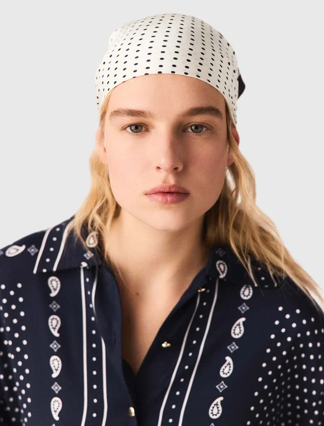 90×90 printed silk scarf 90×90 printed silk scarf