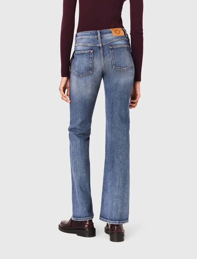 Bootcut jeans with zip pockets Bootcut jeans with zip pockets