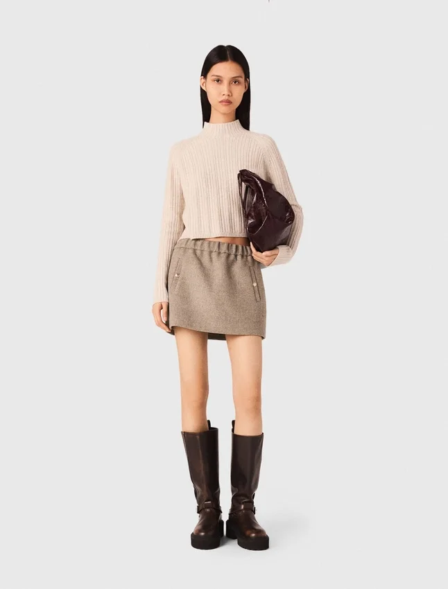 Cable-knit crop sweater Cable-knit crop sweater