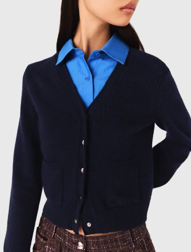 Cardigan with removable details Cardigan with removable details
