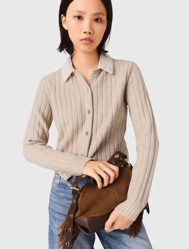 Cardigan with removable pearl collar Cardigan with removable pearl collar