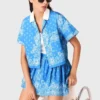 Contrast collar printed shirt Contrast collar printed shirt