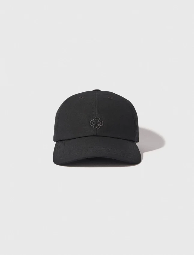 Cotton hat with gold-tone buckle Cotton hat with gold-tone buckle