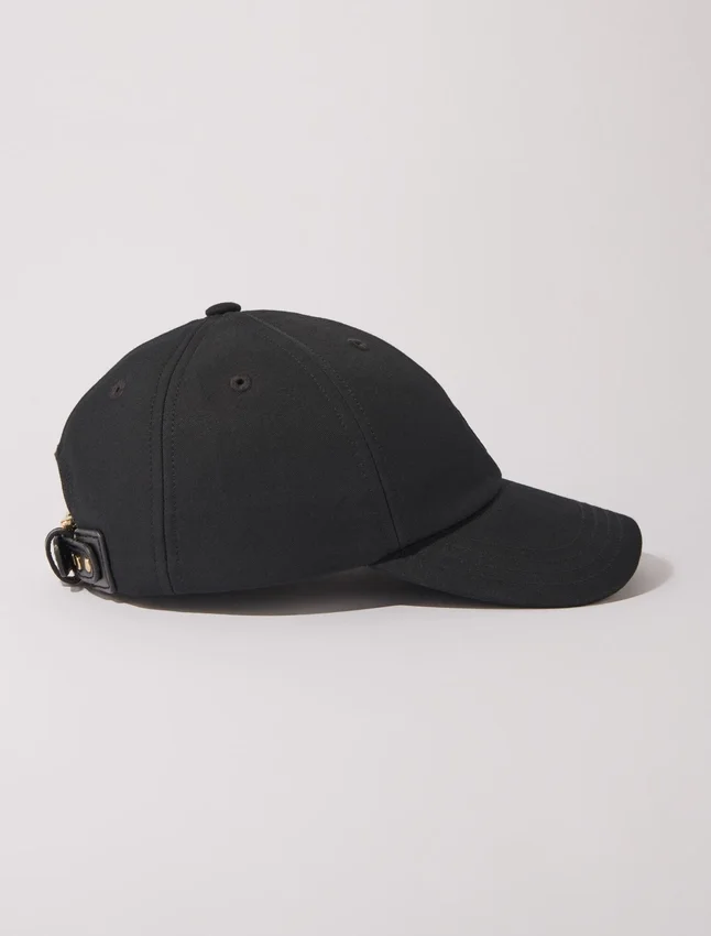Cotton hat with gold-tone buckle Cotton hat with gold-tone buckle