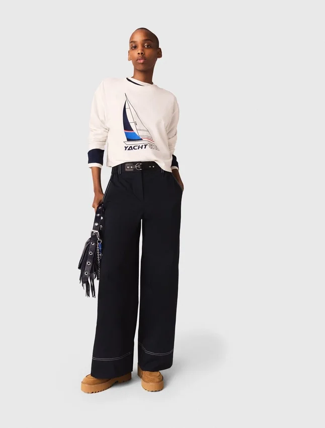 Cotton trousers with leather belt Cotton trousers with leather belt
