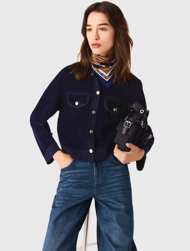 Cropped velvet jacket Cropped velvet jacket