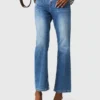 Denim jeans with pockets