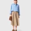 Embroidered shirt with pleated back