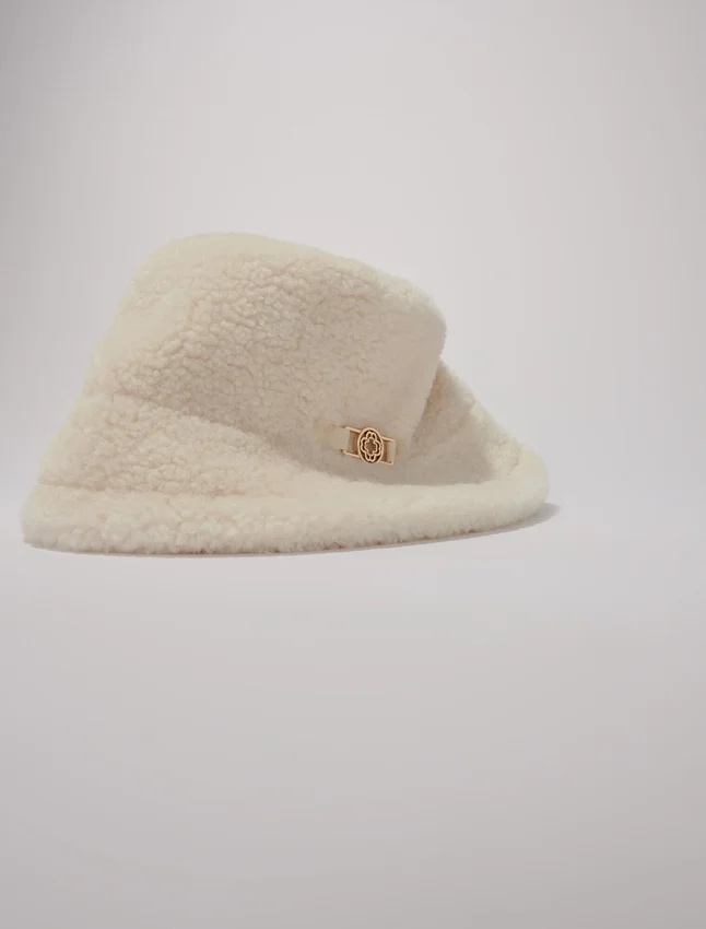 Faux fur bucket hat Faux fur bucket hat
