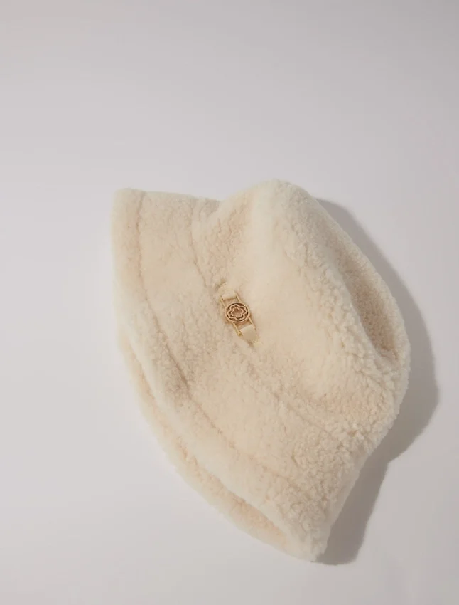 Faux fur bucket hat Faux fur bucket hat