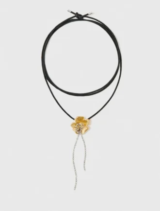 Flower necklace