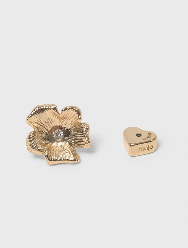 Flower stud earrings Flower stud earrings