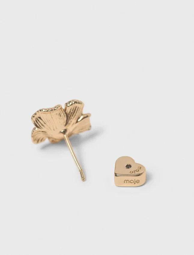 Flower stud earrings Flower stud earrings