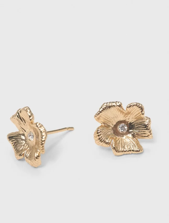 Flower stud earrings Flower stud earrings