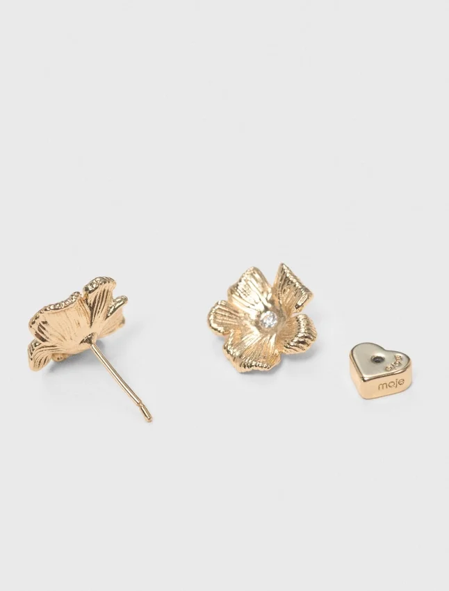 Flower stud earrings Flower stud earrings