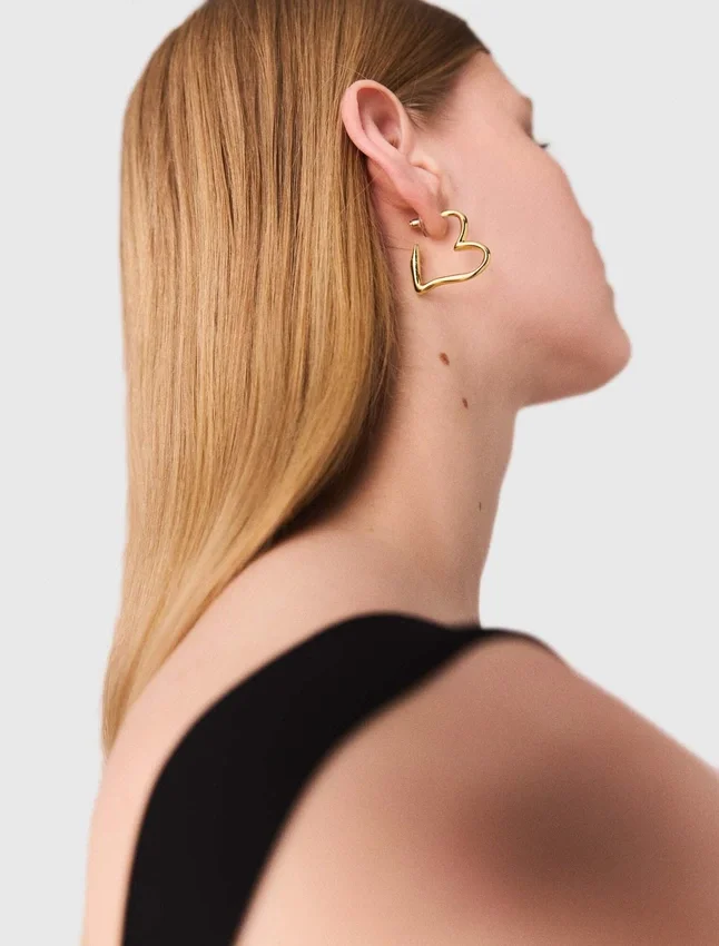 Gold-plated heart hoop earrings Gold-plated heart hoop earrings
