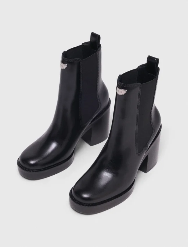 Heeled leather chelsea boot Heeled leather chelsea boot