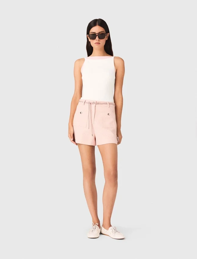High straight-neck top High straight-neck top