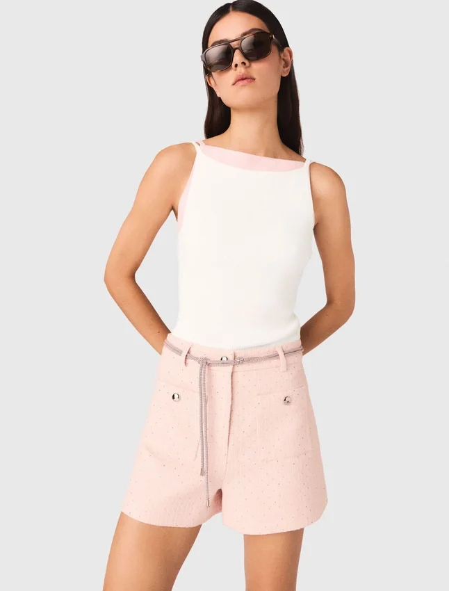 High straight-neck top High straight-neck top