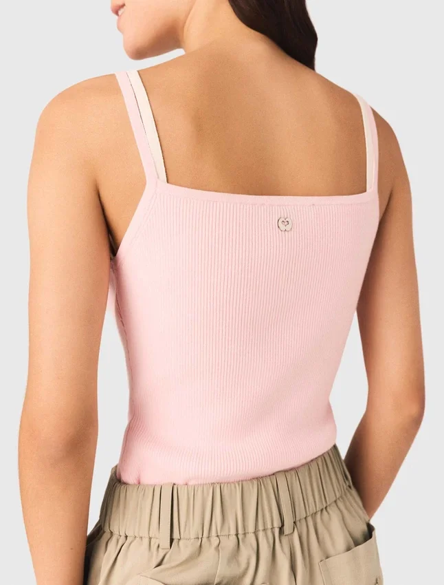 High straight-neck top High straight-neck top