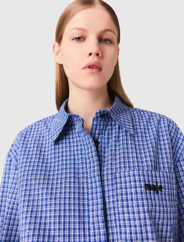 Jumpsuit with removable collar Jumpsuit with removable collar