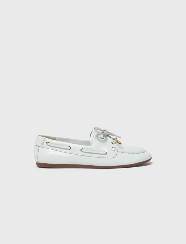 Leather boat shoes Leather boat shoes