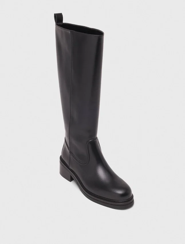 Leather boots Leather boots