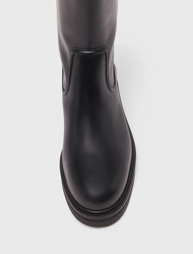 Leather boots Leather boots