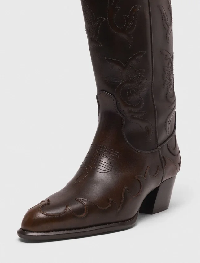 Leather cowboy boots Leather cowboy boots