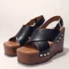 Leather platform sandals