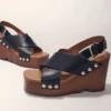 Leather platform sandals