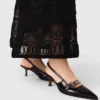 Leather pumps with eyelet strap