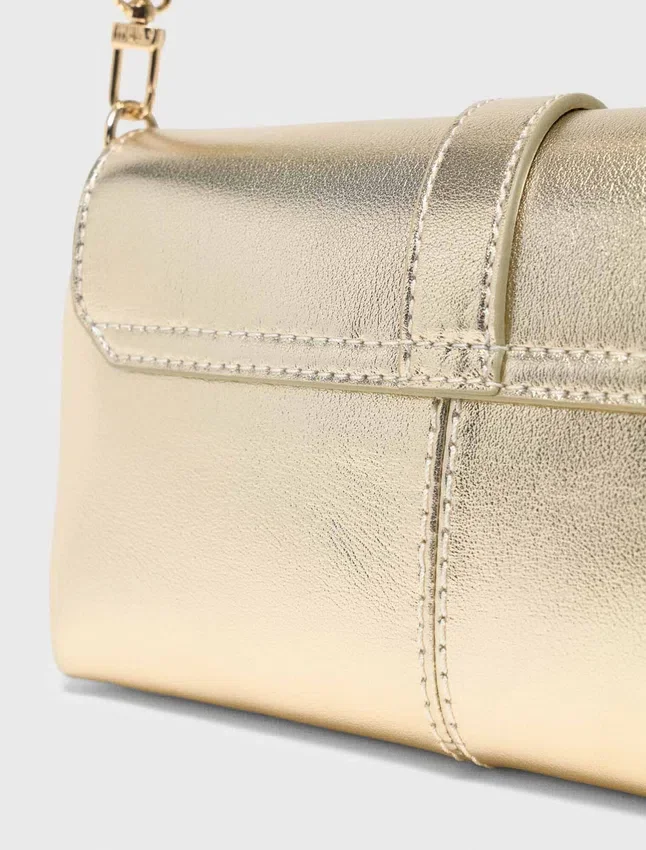 Metallic Miss M walk Metallic Miss M walk