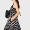 Mini patterned knit dress