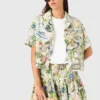 Patterned cropped shirt