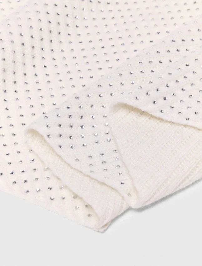 Rhinestone wool triangle scarf Rhinestone wool triangle scarf