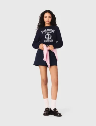 Round neck slogan sweater