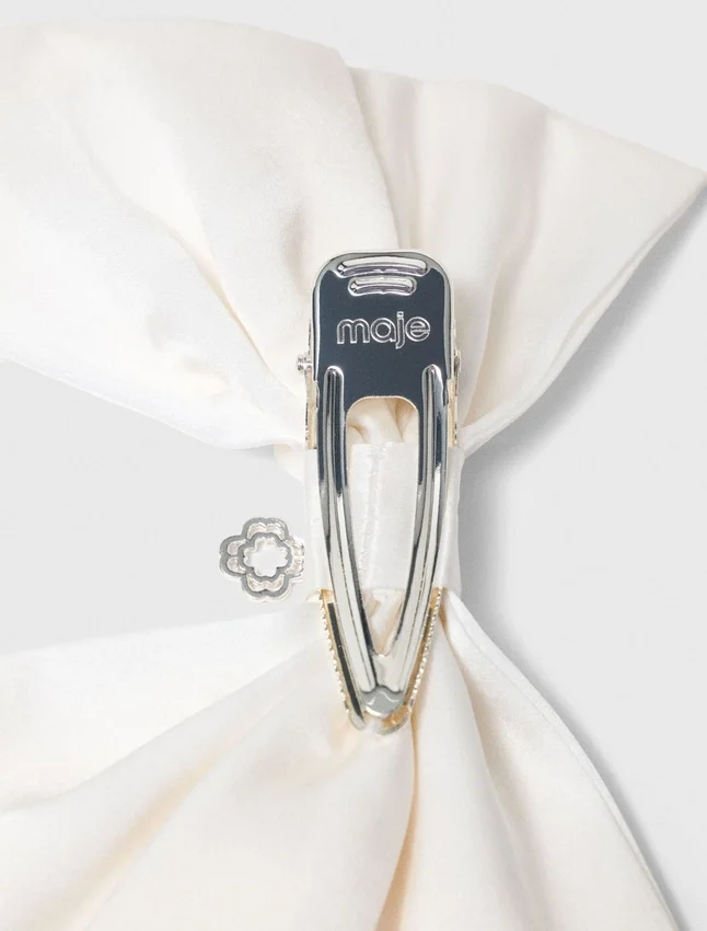 Satin-effect bow barrette Satin-effect bow barrette