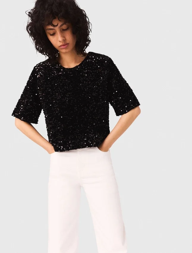 Sequinned velvet top Sequinned velvet top