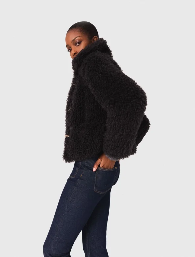 Short curly coat Short curly coat