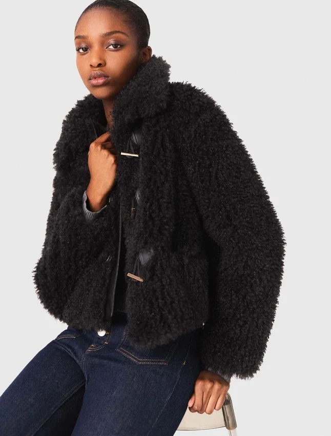 Short curly coat Short curly coat