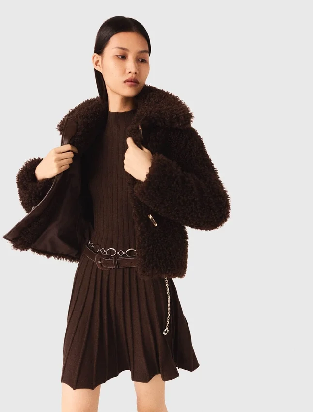 Short curly coat Short curly coat