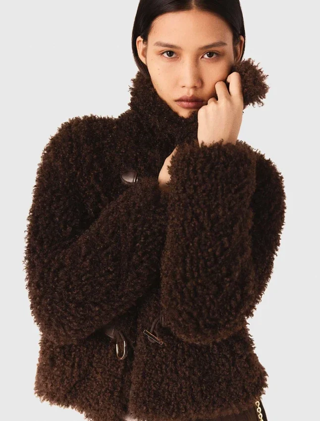 Short curly coat Short curly coat