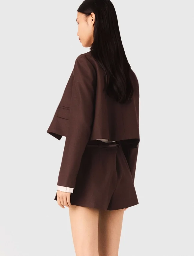 Short double-breasted jacket Short double-breasted jacket