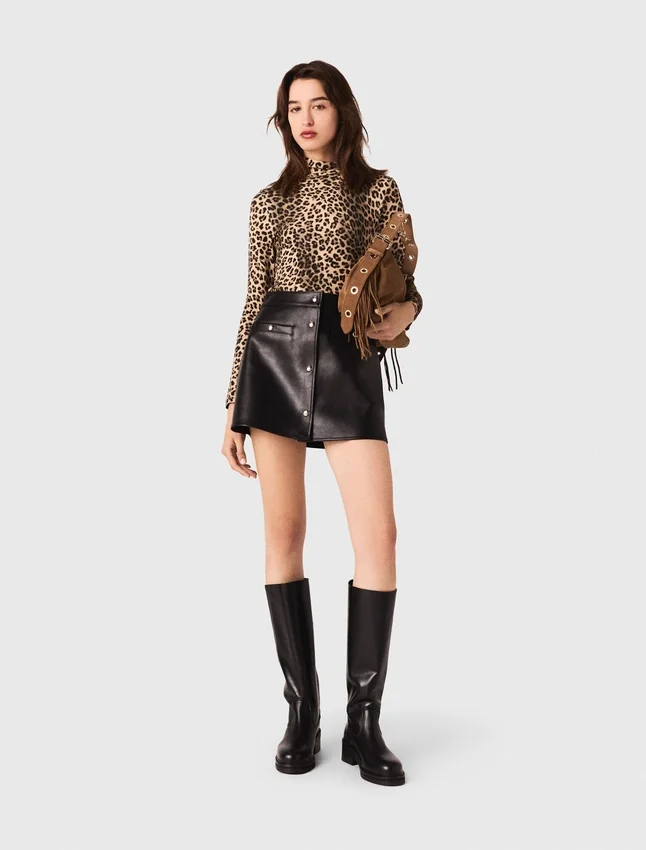 Short leather skirt Short leather skirt