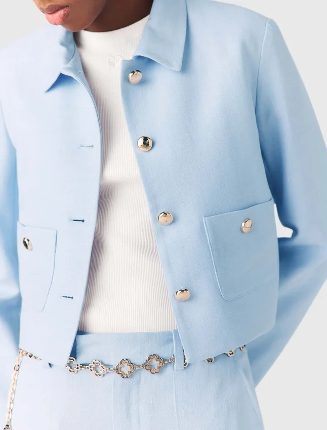 Short single-breasted jacket Short single-breasted jacket