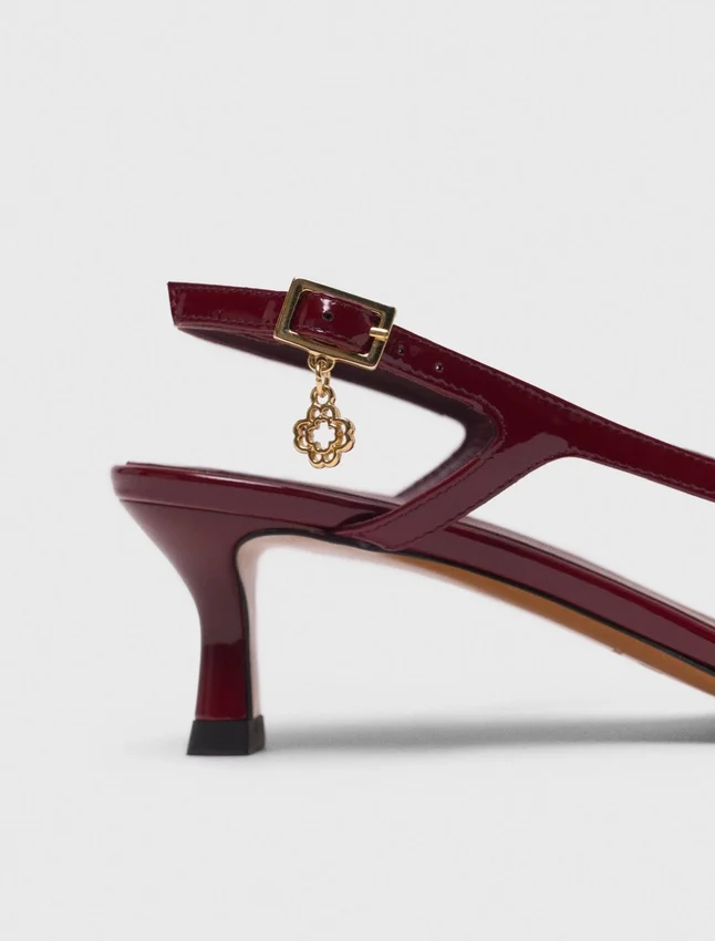 Slingback pumps Slingback pumps