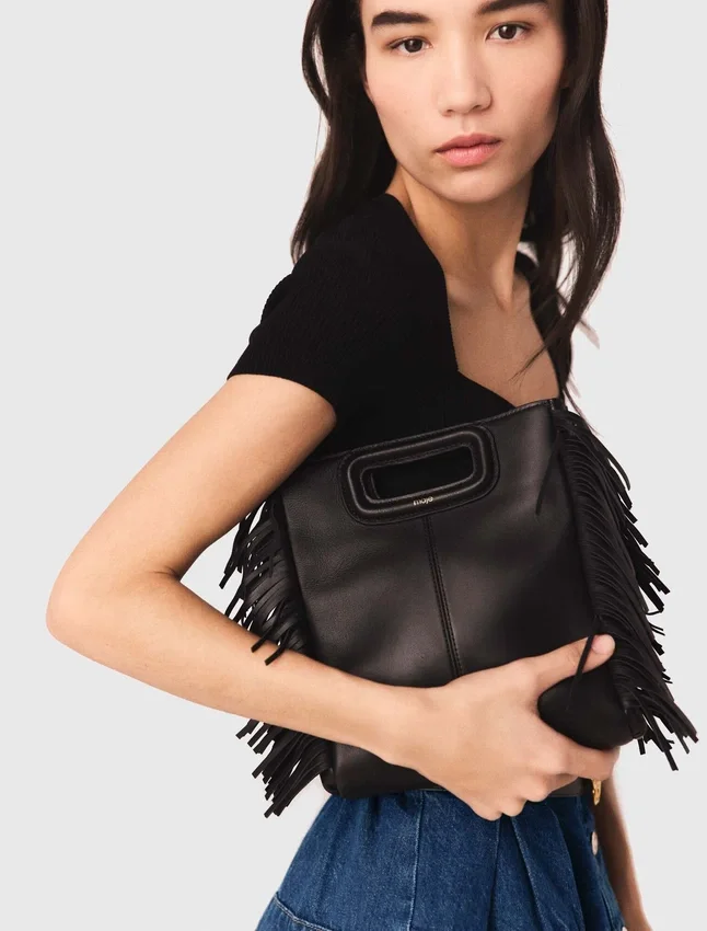 Smooth leather M bag with fringing Smooth leather M bag with fringing